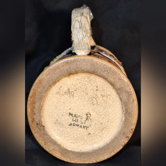 Ceramic/Stoneware Beer Stein with Lid - Picture 7 of 7